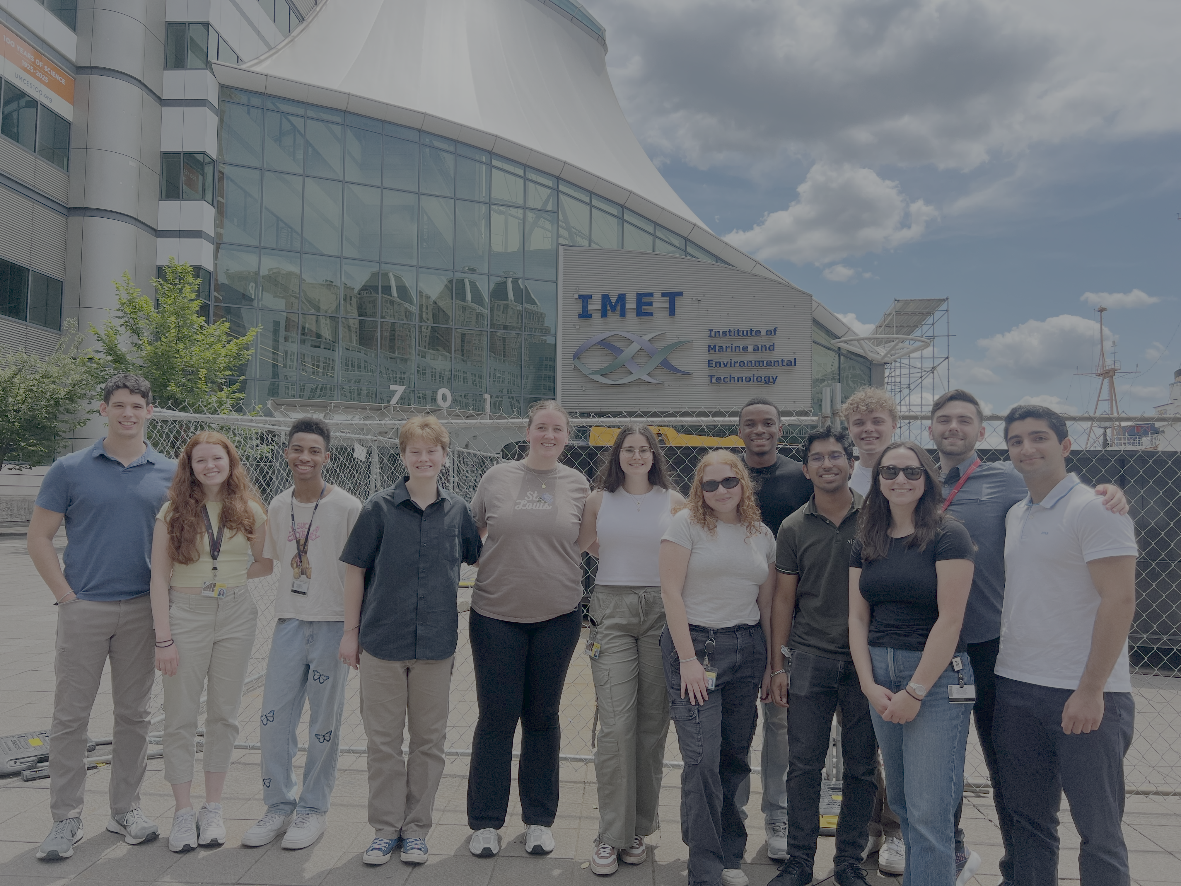 NSIP interns outside the Institute for Genome Sciences