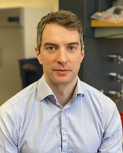 headshot photo of Tim Luetkens, MD